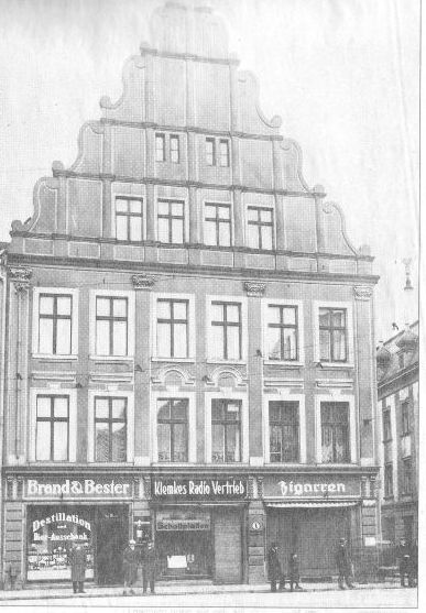 Ecciushaus in Marktplatznähe Dokument Ecciushaus in Marktplatznähe Dokument